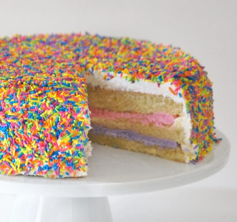 10" Vanilla Happy Cake