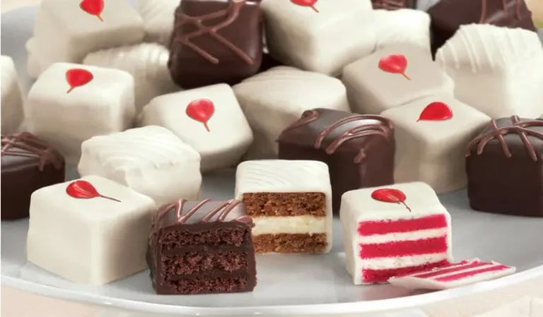 Royal Petit Fours